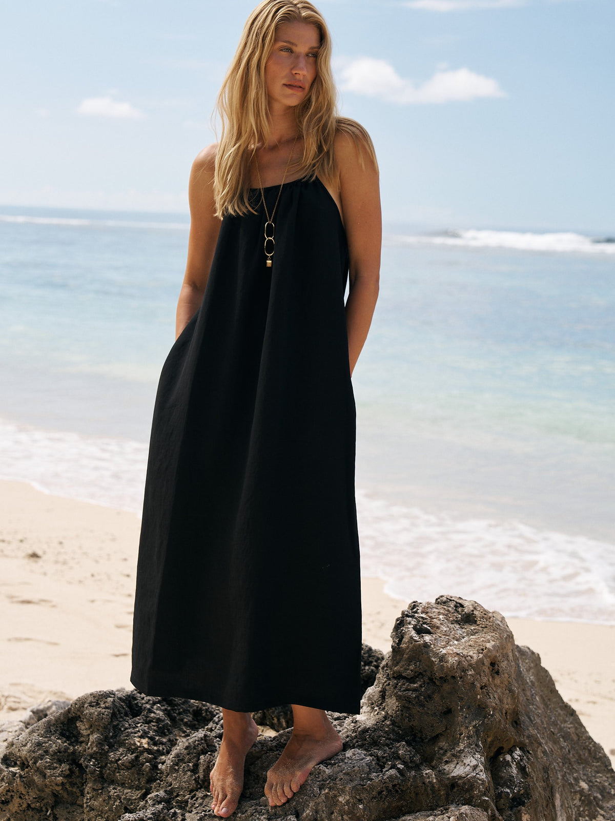 The Handloom-Bliss Flow Maxi Dress Black-Elbise-1-roqelvaxirum.shop