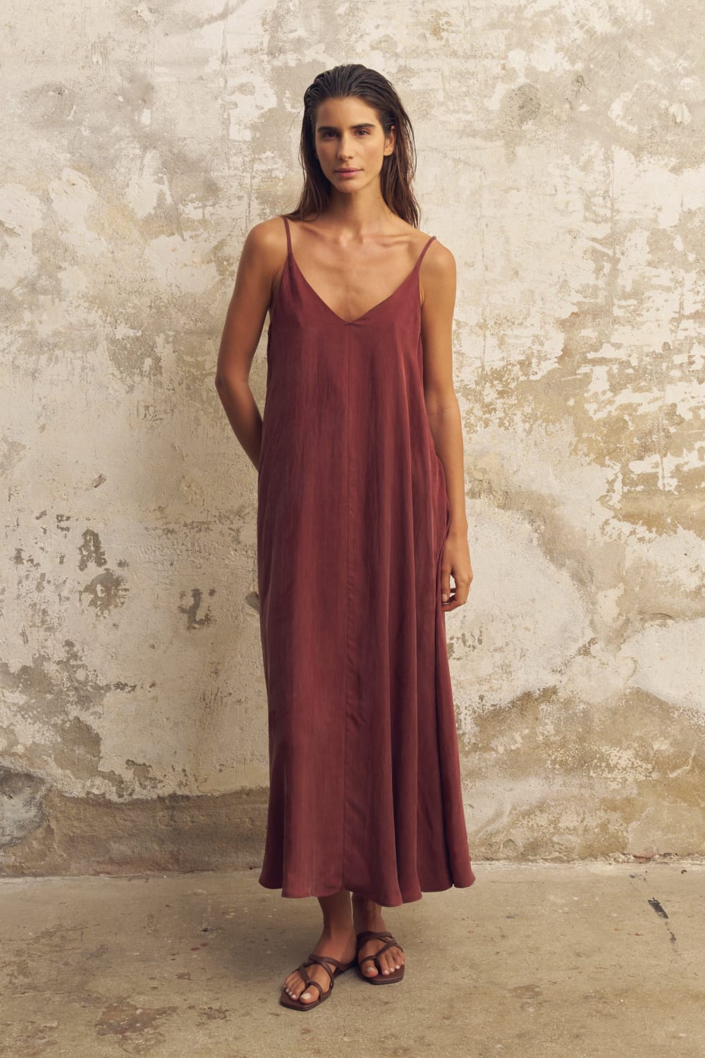 The Handloom-Lucid Flow Maxi Dress Burgundy-Elbise-1-roqelvaxirum.shop