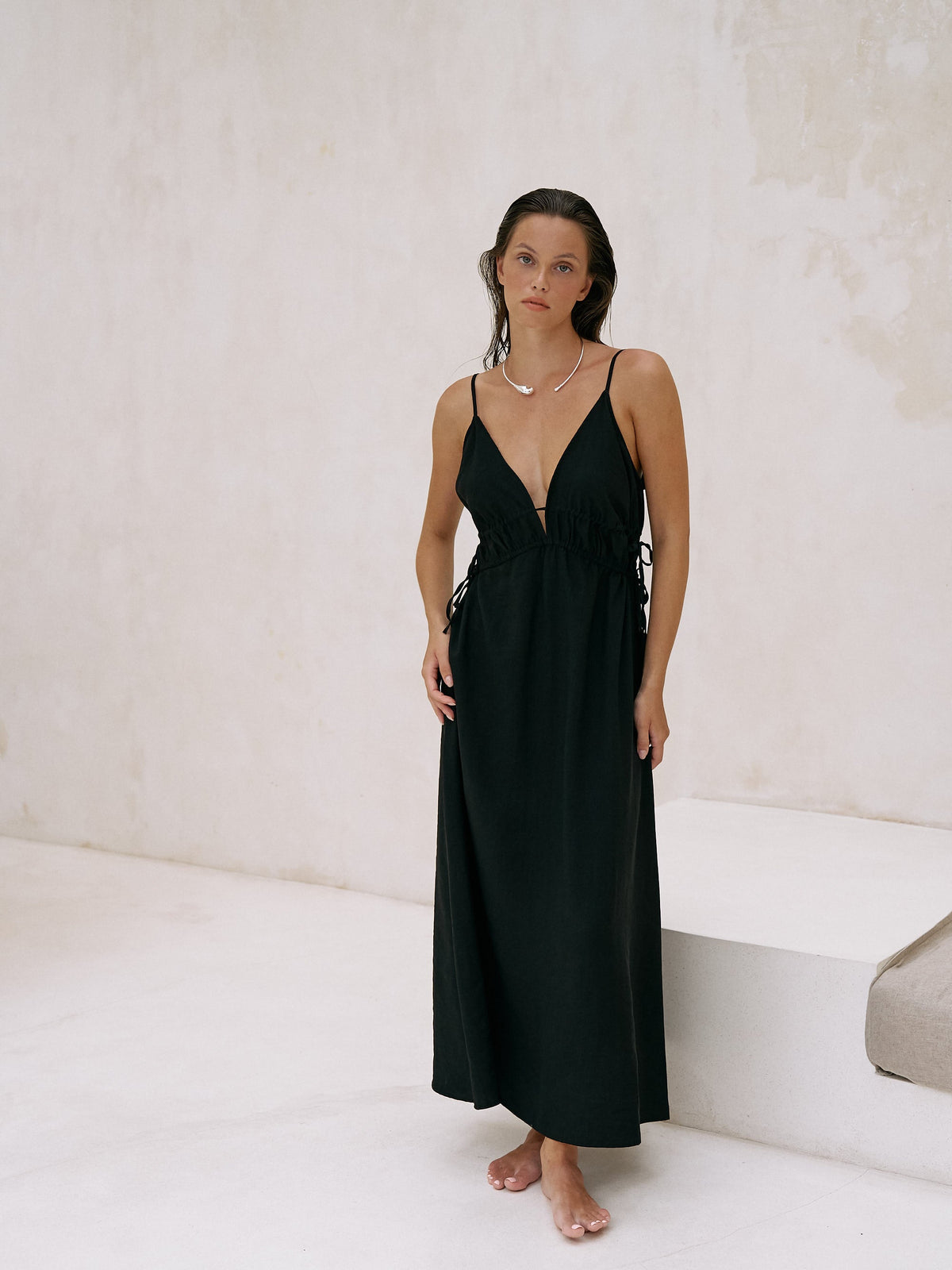 The Handloom-Sofia Ties Maxi Dress Black-Elbise-1-roqelvaxirum.shop