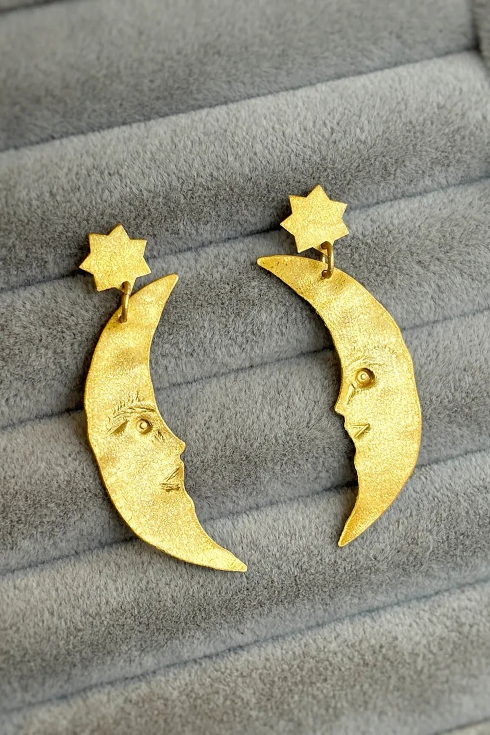 The Pheia-Ay Ve Yıldız Plaka Küpe | 925 Ayar Gümüş-Küpe-1-roqelvaxirum.shop