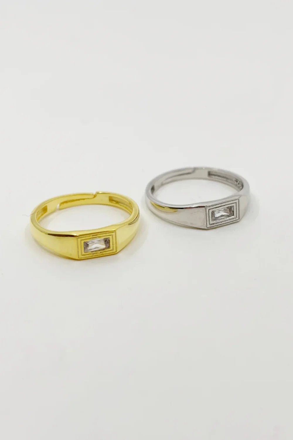 The Pheia-Beyaz Taşlı Minimal Serçe Parmak Yüzüğü | 925 Ayar Gümüş-Yüzük-1-roqelvaxirum.shop