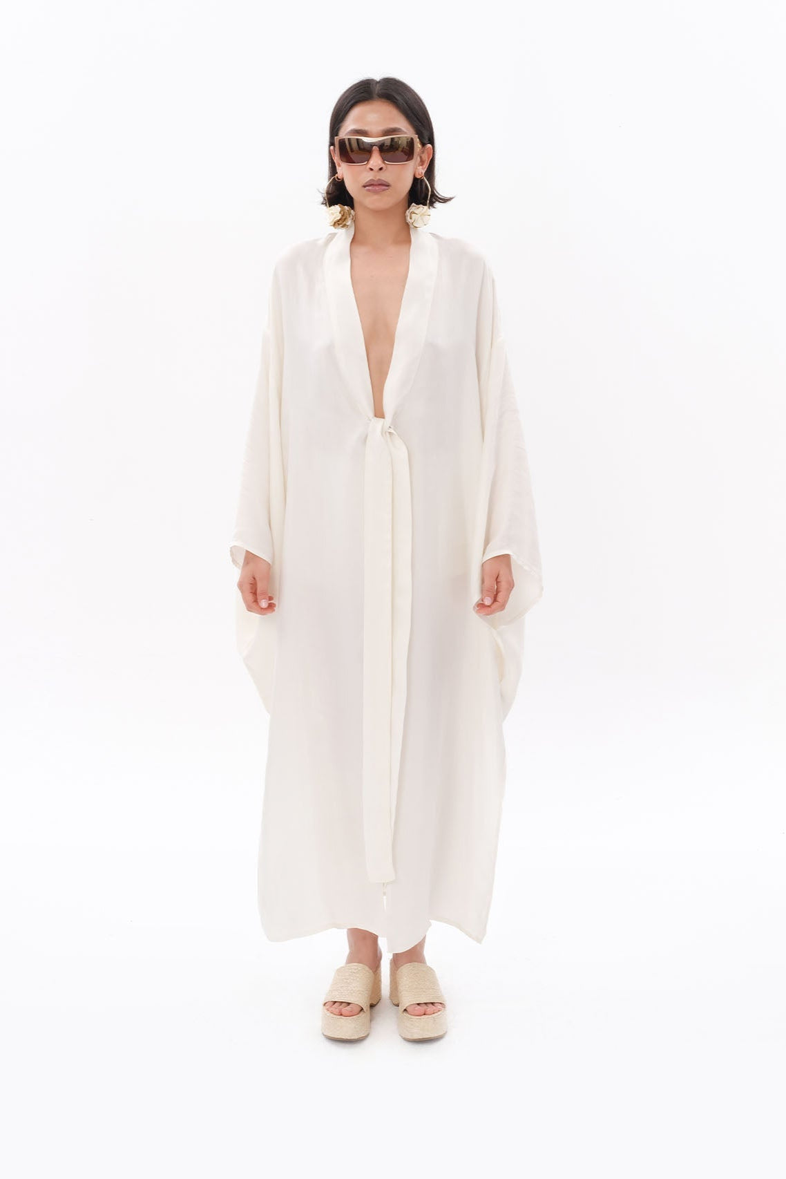 Tiny-Beyaz Luxe Tencel™ Kimono-Kimono-1-roqelvaxirum.shop