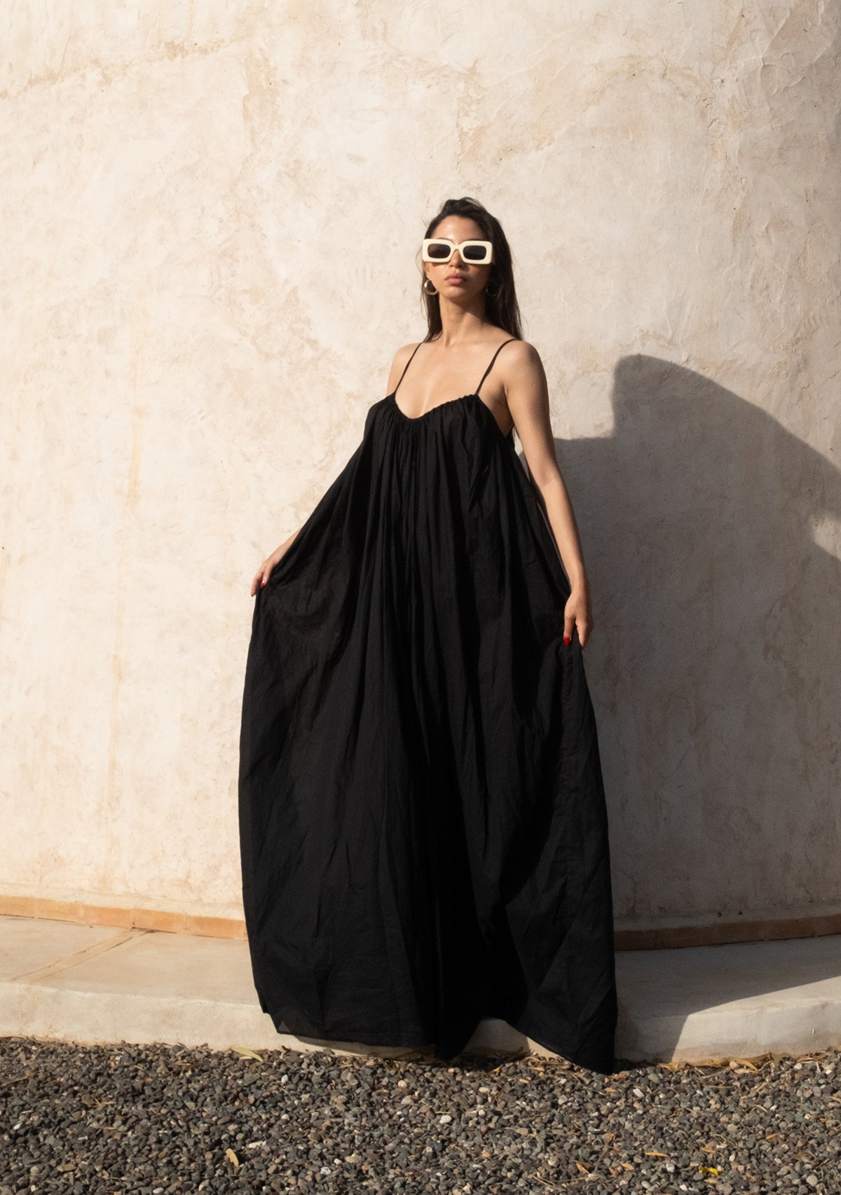 Tiny-İp Askılı Geniş Kesim Siyah Elbise-Elbise-3-roqelvaxirum.shop