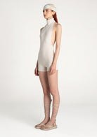 Tiny-Krem Boğazlı Sırt Dekolteli Şort Bodysuit-Tulum-3-roqelvaxirum.shop