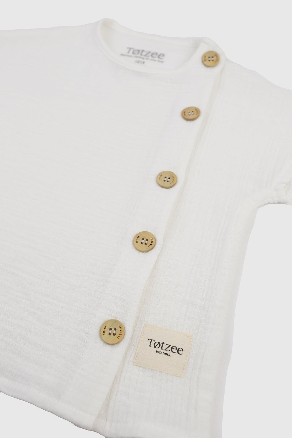 Totzee-Müslin Yandan Düğmeli Üst Ekru-T-Shirts-3-roqelvaxirum.shop