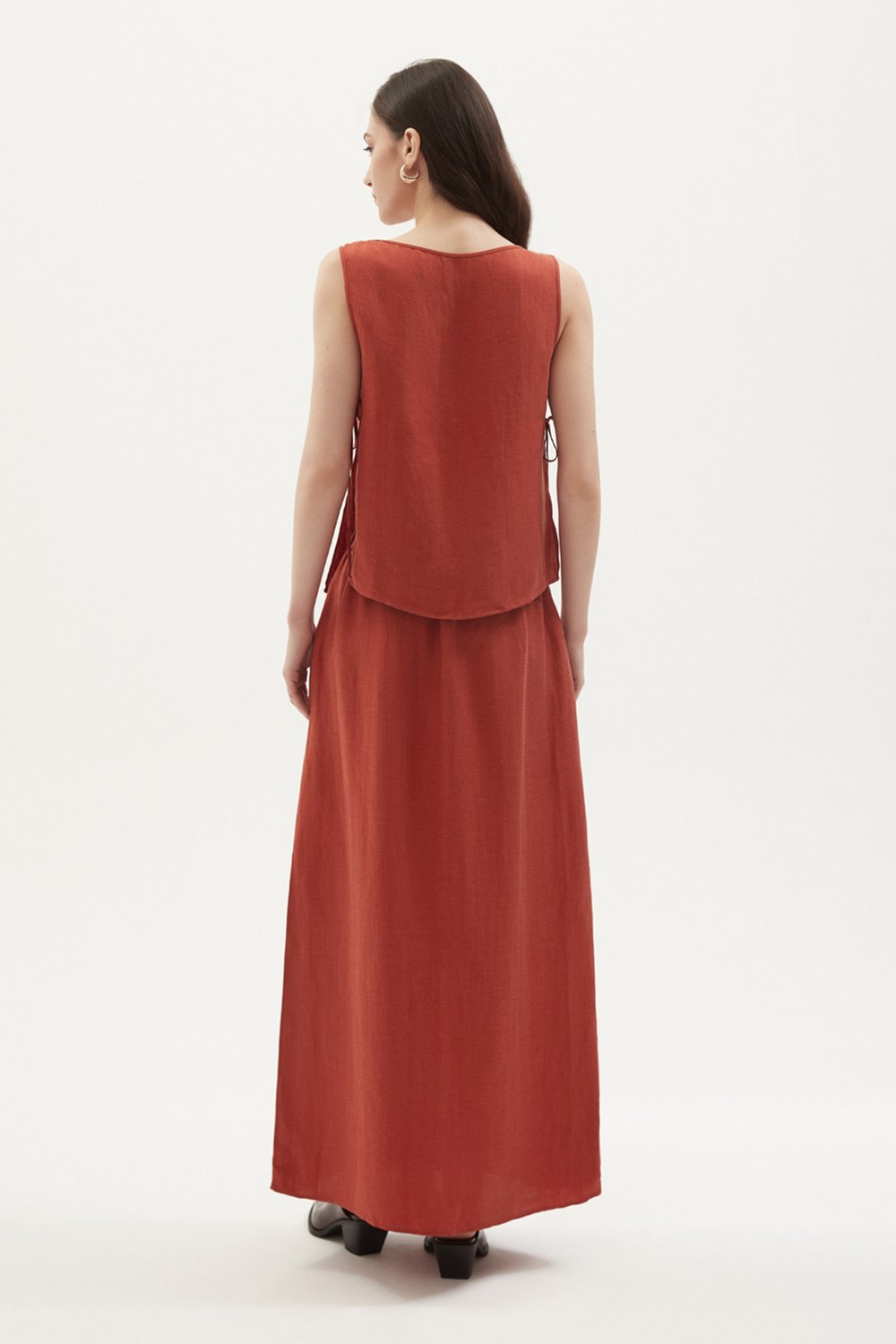 Towdoo-Poppy – Yan Bağlı Kolsuz Bluz – Kiremit-Bluz-7-roqelvaxirum.shop