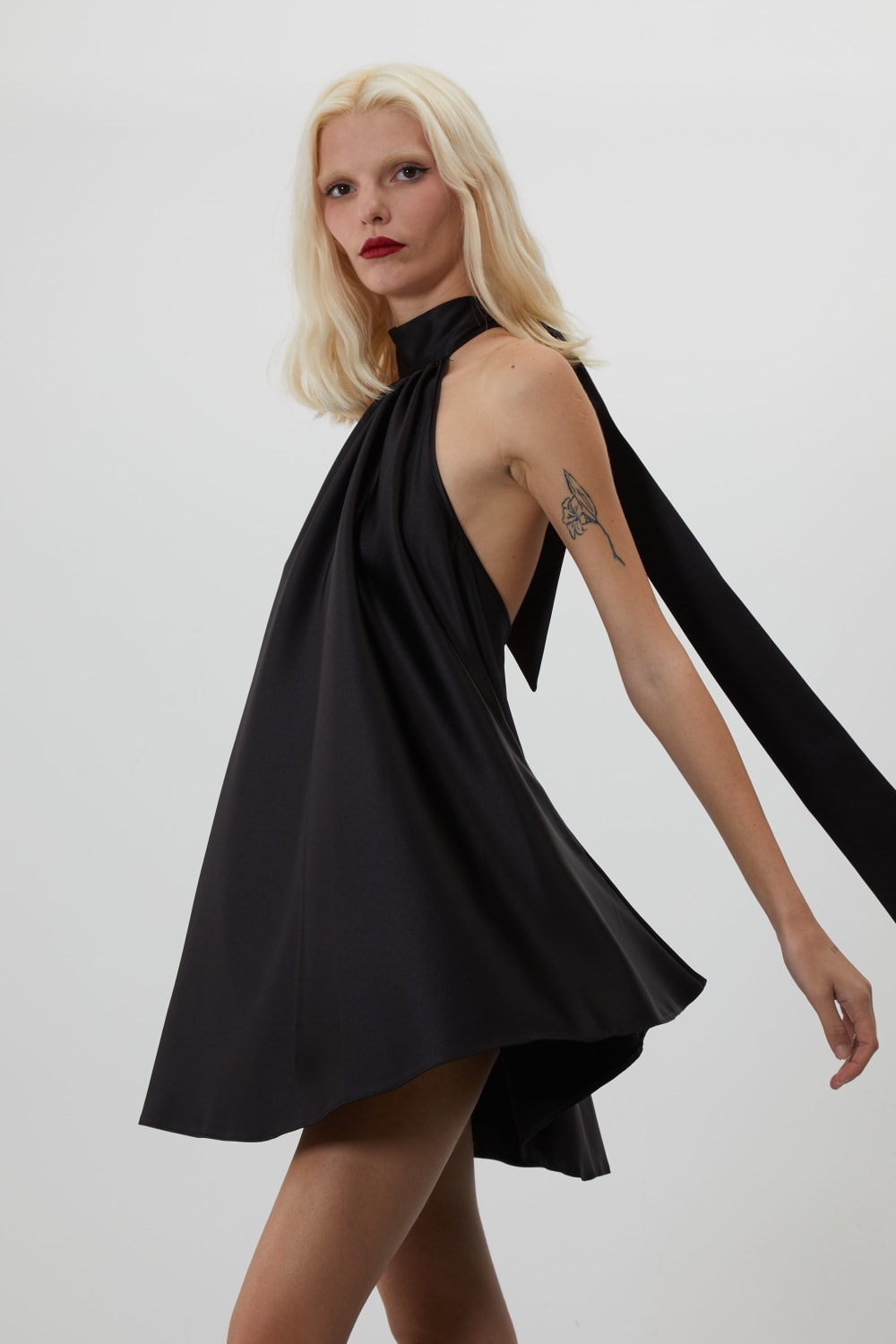 Trust The Team-Kate Siyah Mini Elbise-Elbise-2-roqelvaxirum.shop