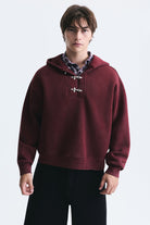 Boxy Fit Metal Klips Kapama Sweatshirt