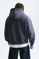Boxy Fit Metal Klips Kapama Sweatshirt