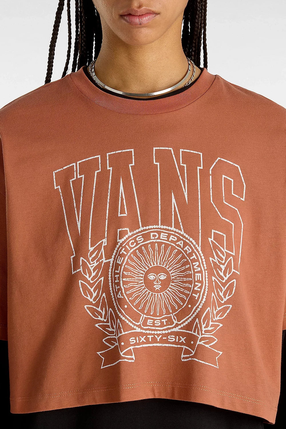 Vans-First Team Relax Crop Auburn-T-Shirts-4-roqelvaxirum.shop