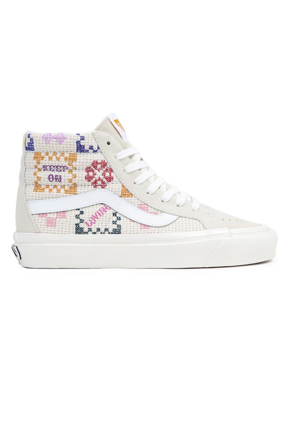 Vans-UA SK8-Hi 38 DX Classic White-Sneakers-1-roqelvaxirum.shop
