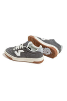 Vans-Upland Reflective Pewter-Sneakers-2-roqelvaxirum.shop