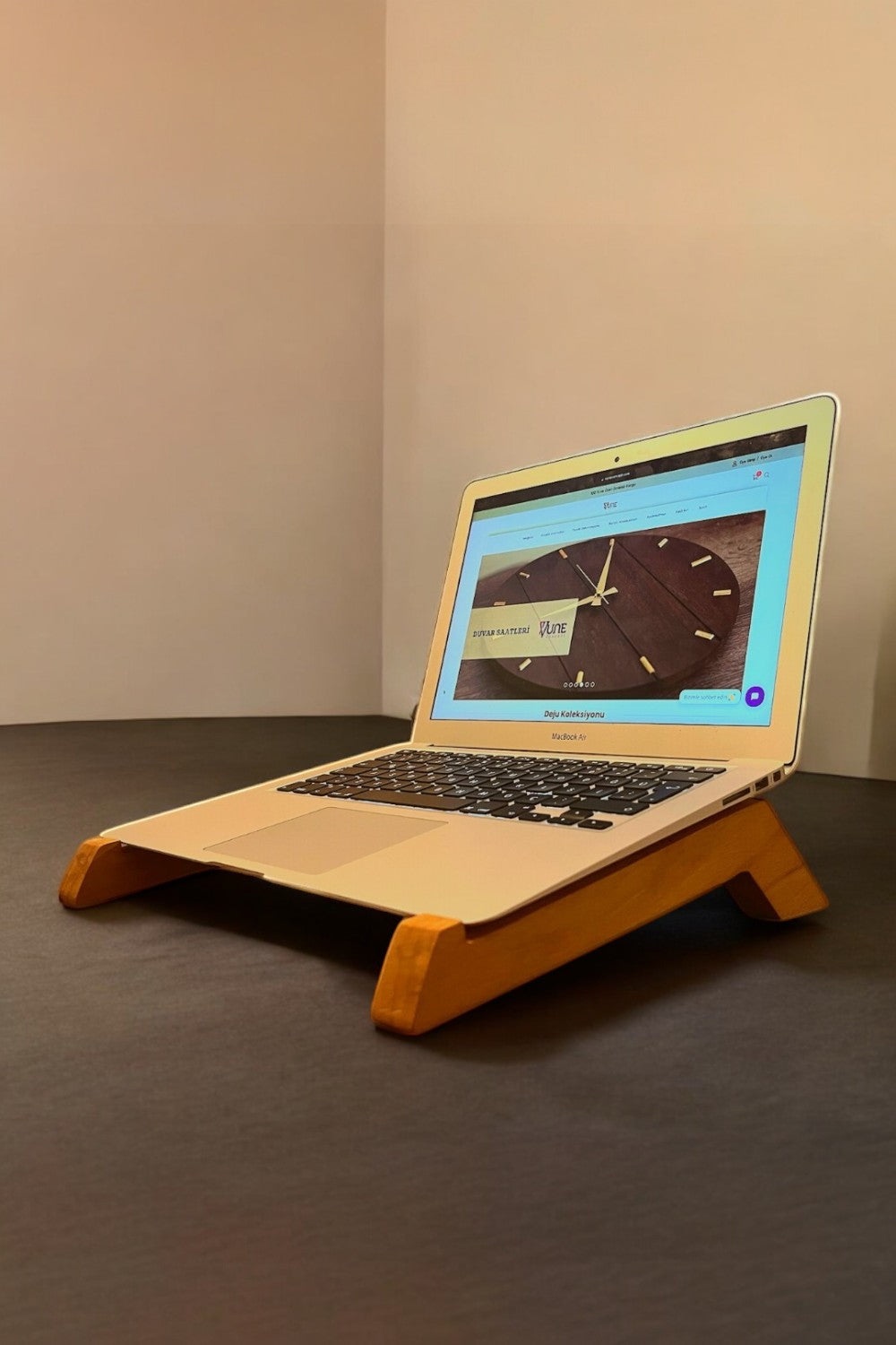 Vune Concept-El Yapımı Ahşap Laptop Standı-Laptop Standı-3-roqelvaxirum.shop