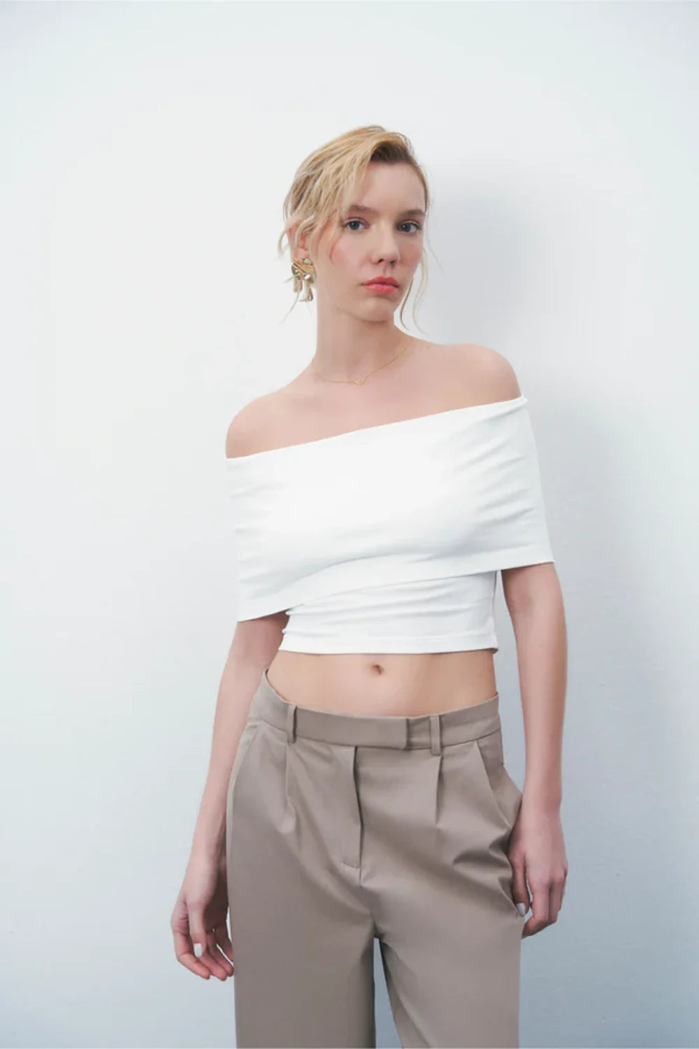 Wear Three Points-Whi̇te Swan Top-Top-1-roqelvaxirum.shop