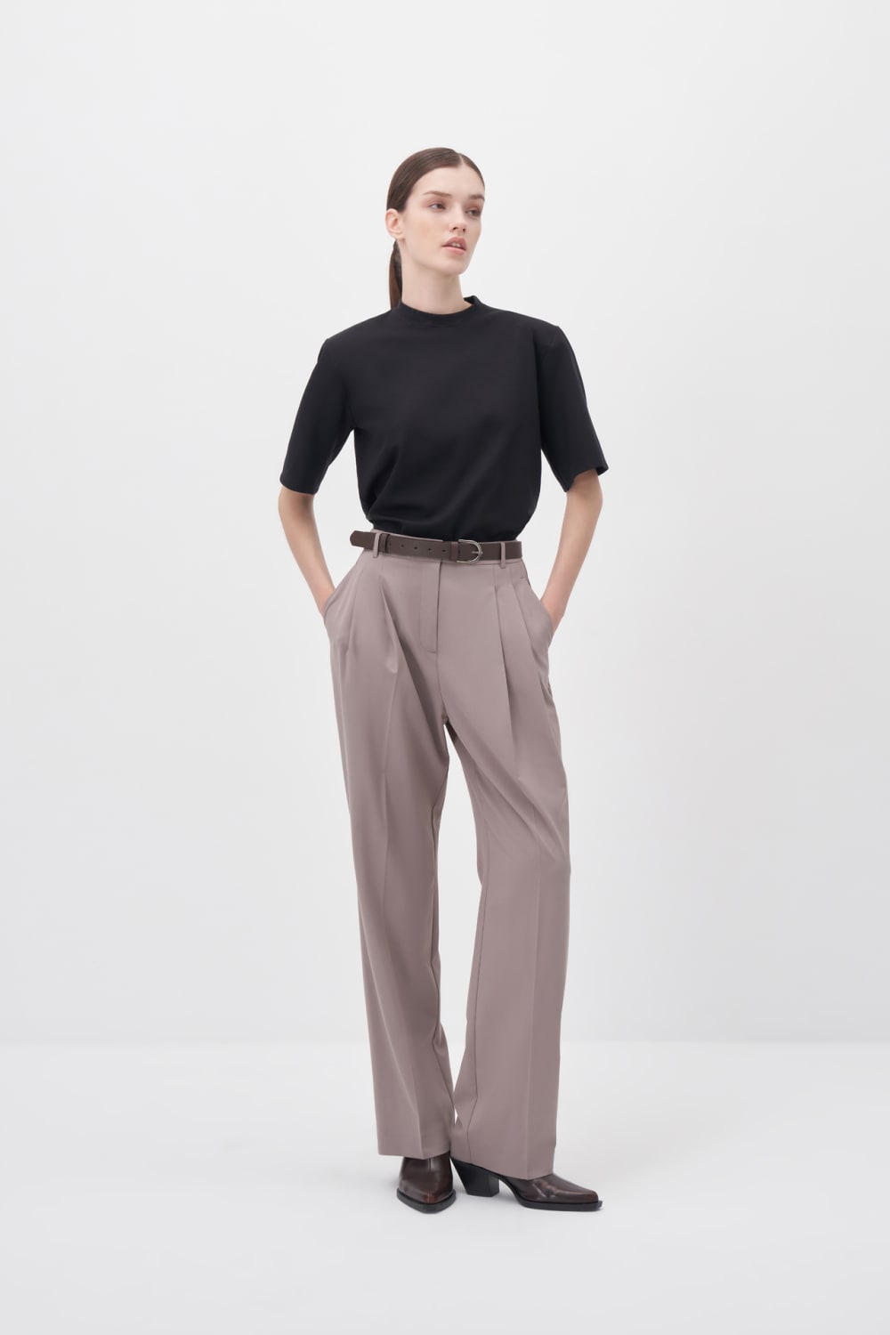 Wingcott-Vizon Çift Pileli Geniş Kesim Pantolon-Pantolon-1-roqelvaxirum.shop