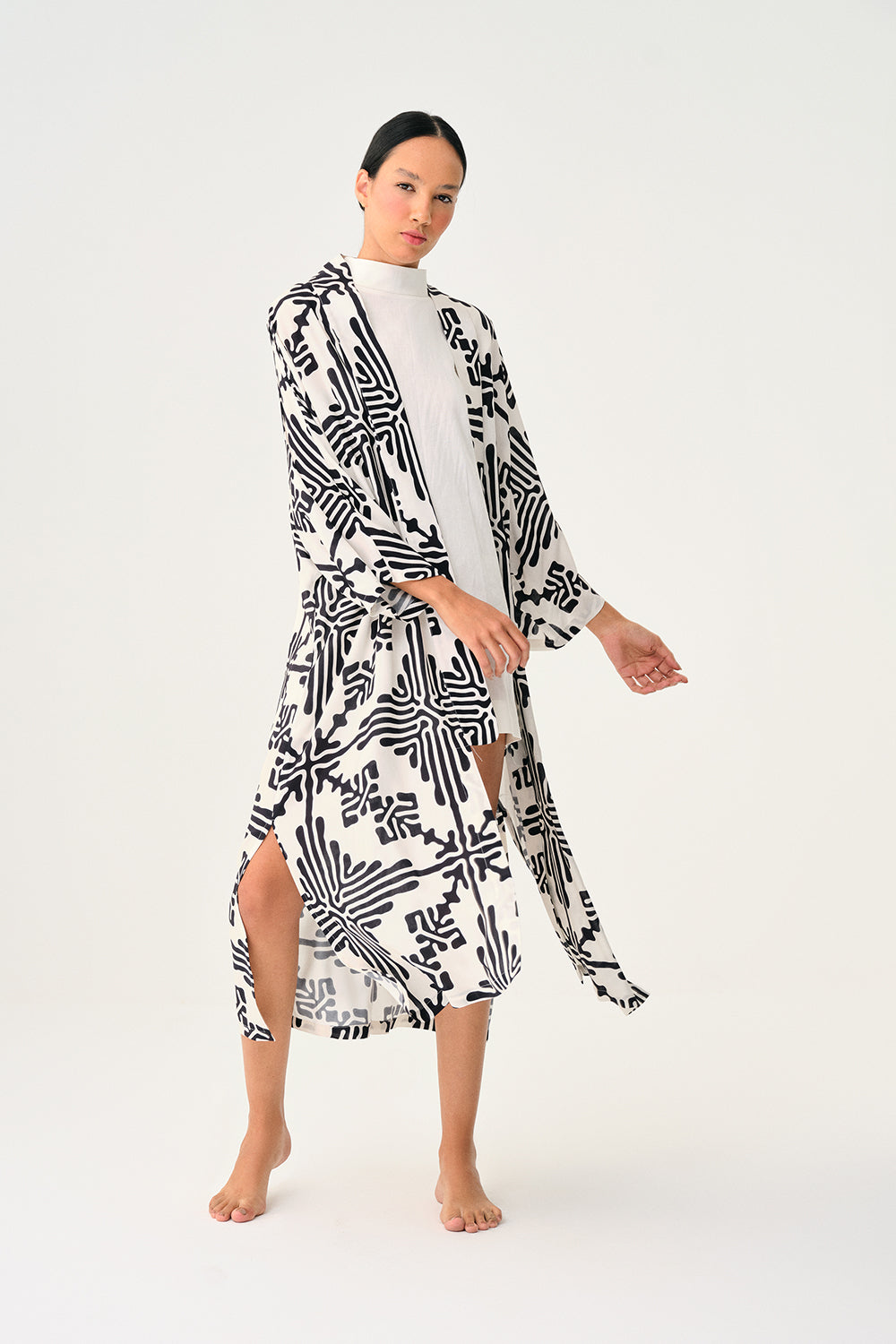 Yakaza Studio-Kimono Xochitl-Kimono-1-roqelvaxirum.shop