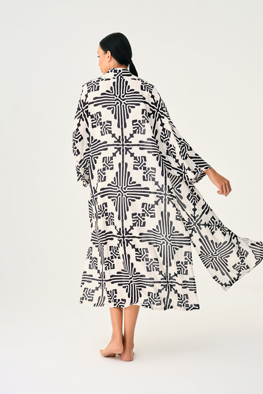 Yakaza Studio-Kimono Xochitl-Kimono-4-roqelvaxirum.shop