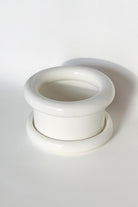 Yugatelier-Beyaz Beton Dekoratif Saksı-Dekoratif Saksı-2-roqelvaxirum.shop