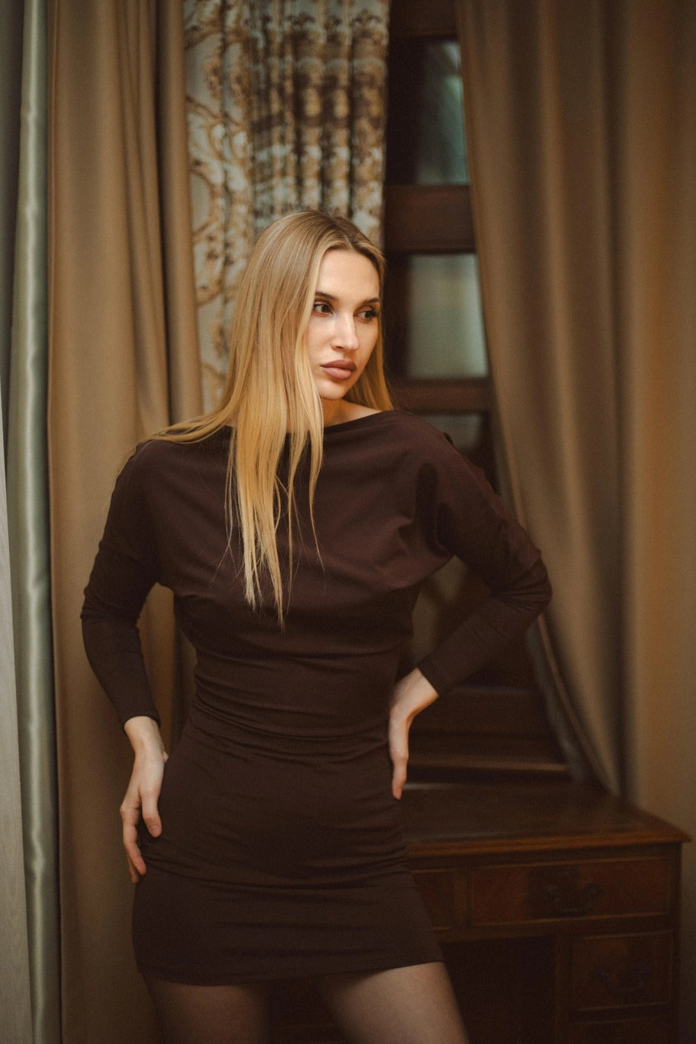 Orlina Sırt Dekolteli Jarse Elbise - 5