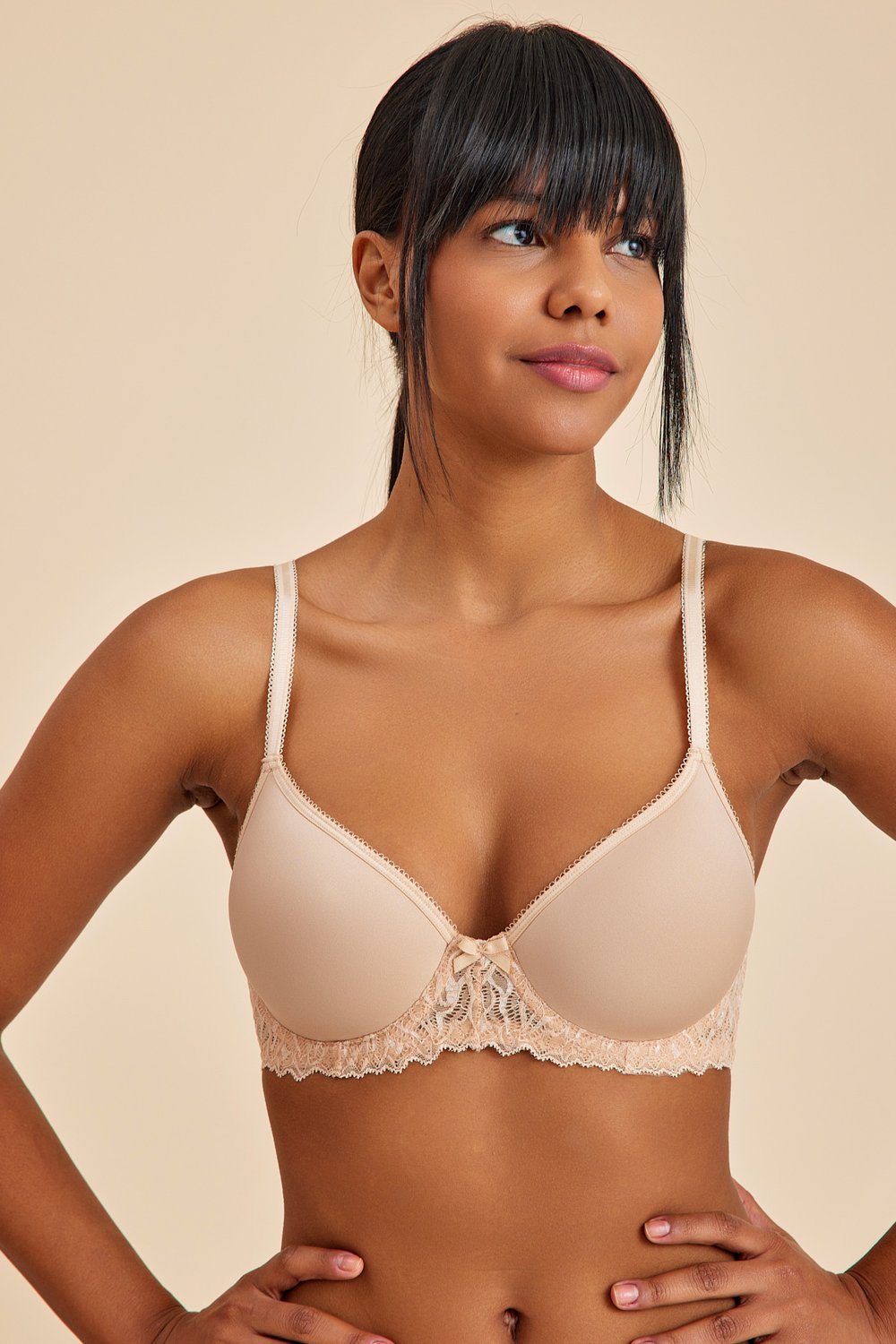 Amarelle-Victoria Ten Balenli Dantelli Dolgusuz Toparlayıcı Balkonet Sütyen-Top-5-roqelvaxirum.shop