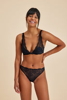 Amarelle-Roma Siyah Balensiz Dantelli Dolgusuz Üçgen Bralet Sütyen-Top-8-roqelvaxirum.shop