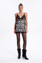 Zebra Desenli Dantel Detayli Saten MiNi ElbiSe