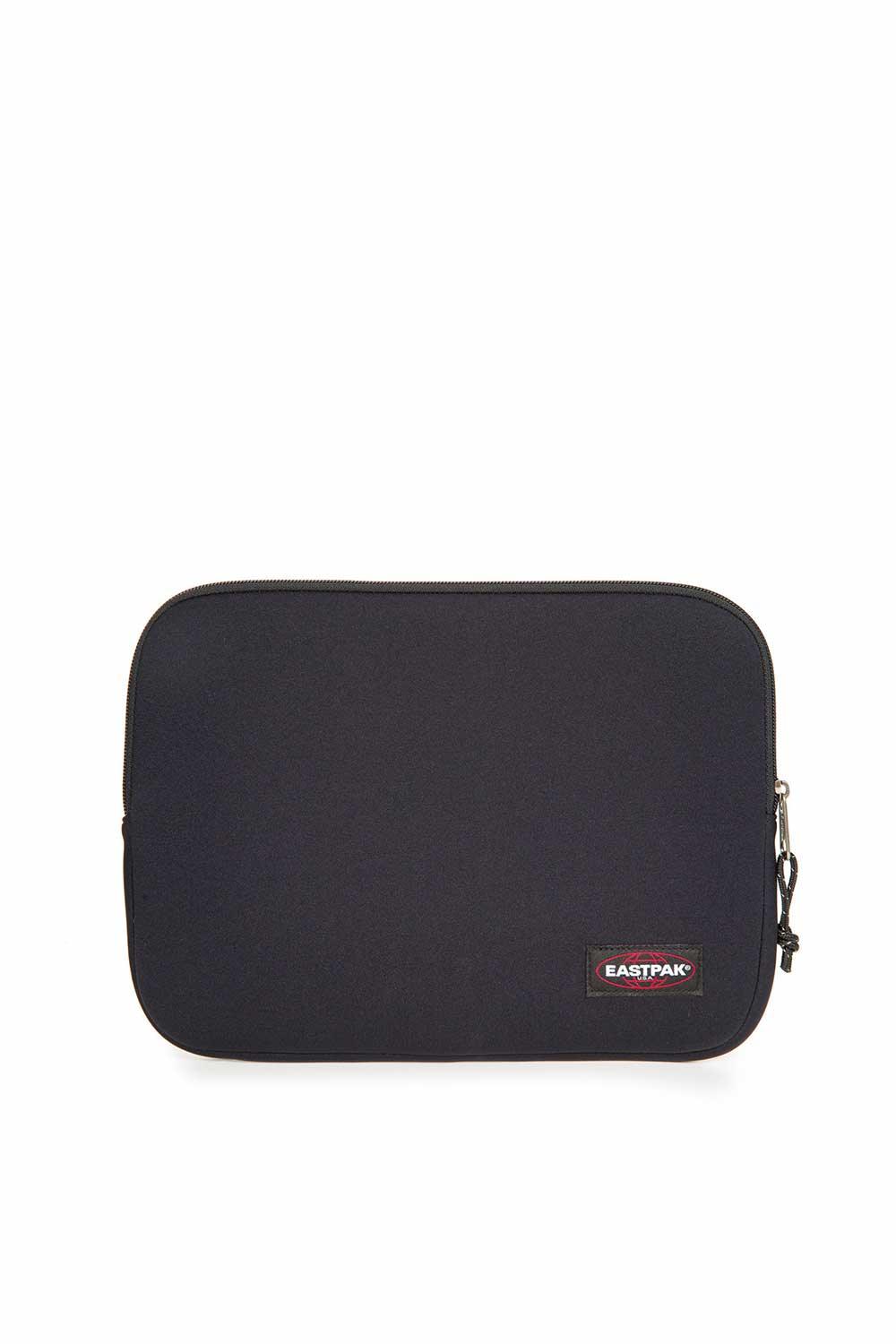 Eastpak-Blanket S Black-Clutch-1-roqelvaxirum.shop