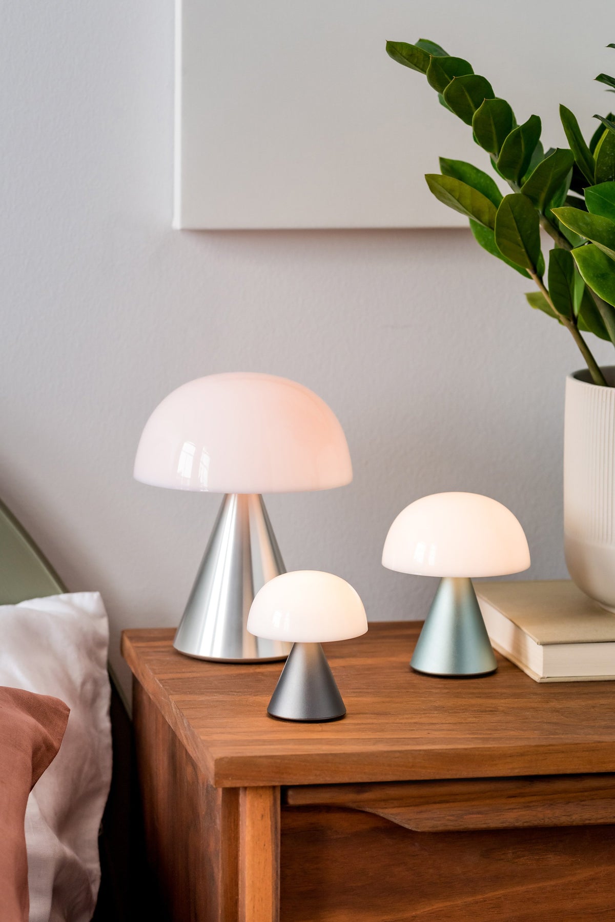 Lexon-Mina M Led Lamba Açık Mavi-Masa Lambası-2-roqelvaxirum.shop