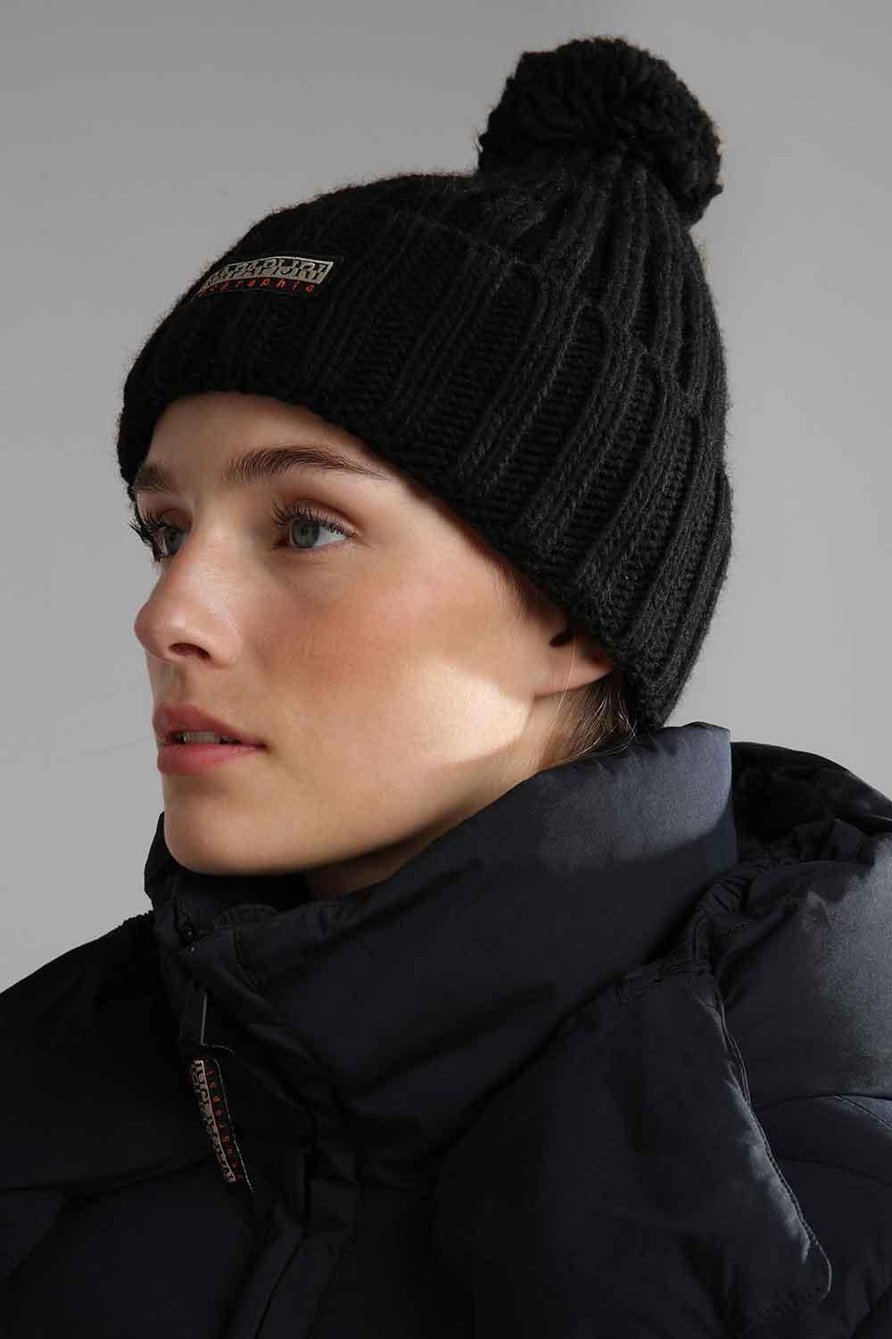 Napapijri-Fea 2 Black-Bere-3-roqelvaxirum.shop