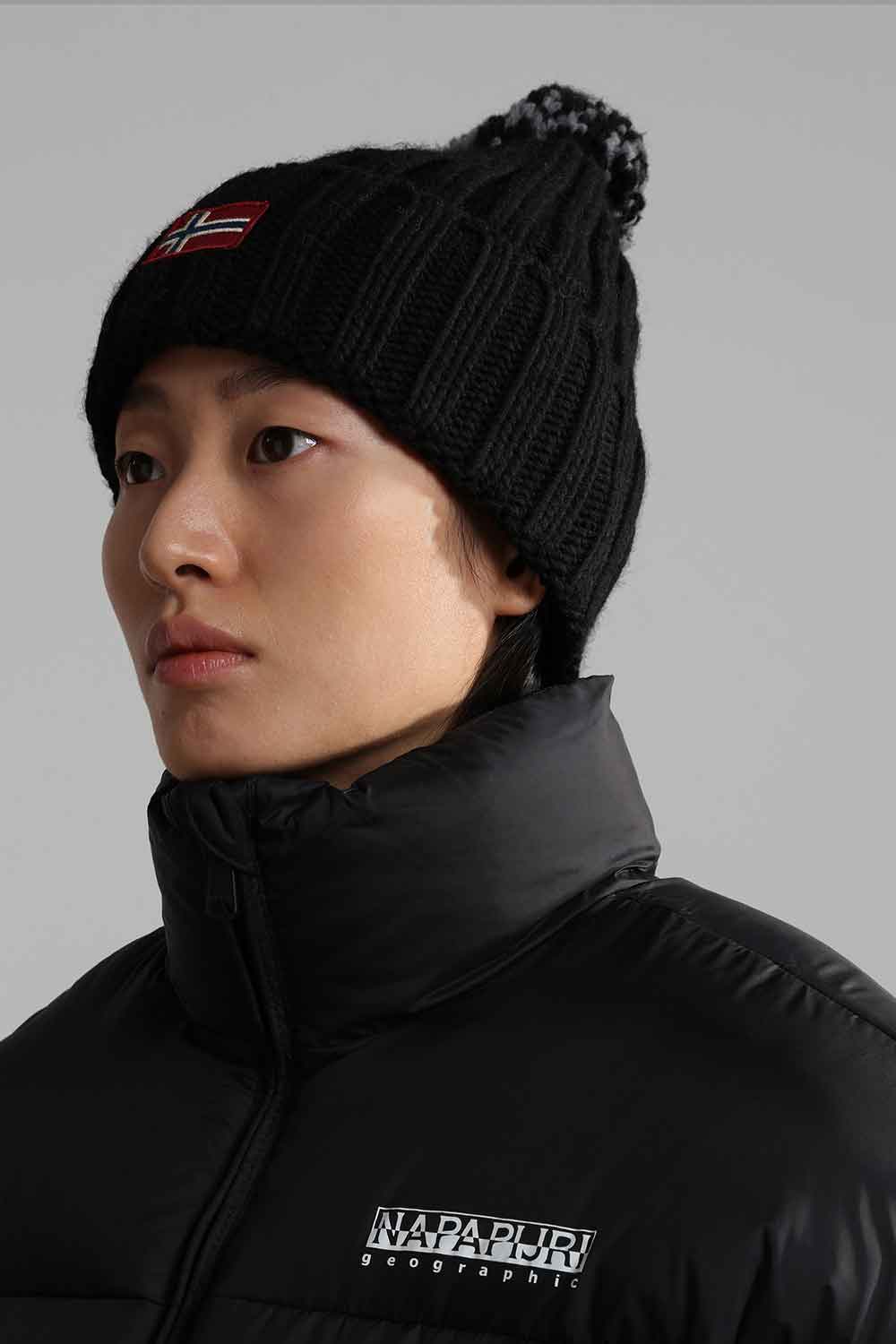 Napapijri-Semiury W 3 Black-Bere-2-roqelvaxirum.shop