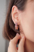 Nayra Jewelry-Epic Hoop Küpe Pembe-Küpe-2-roqelvaxirum.shop