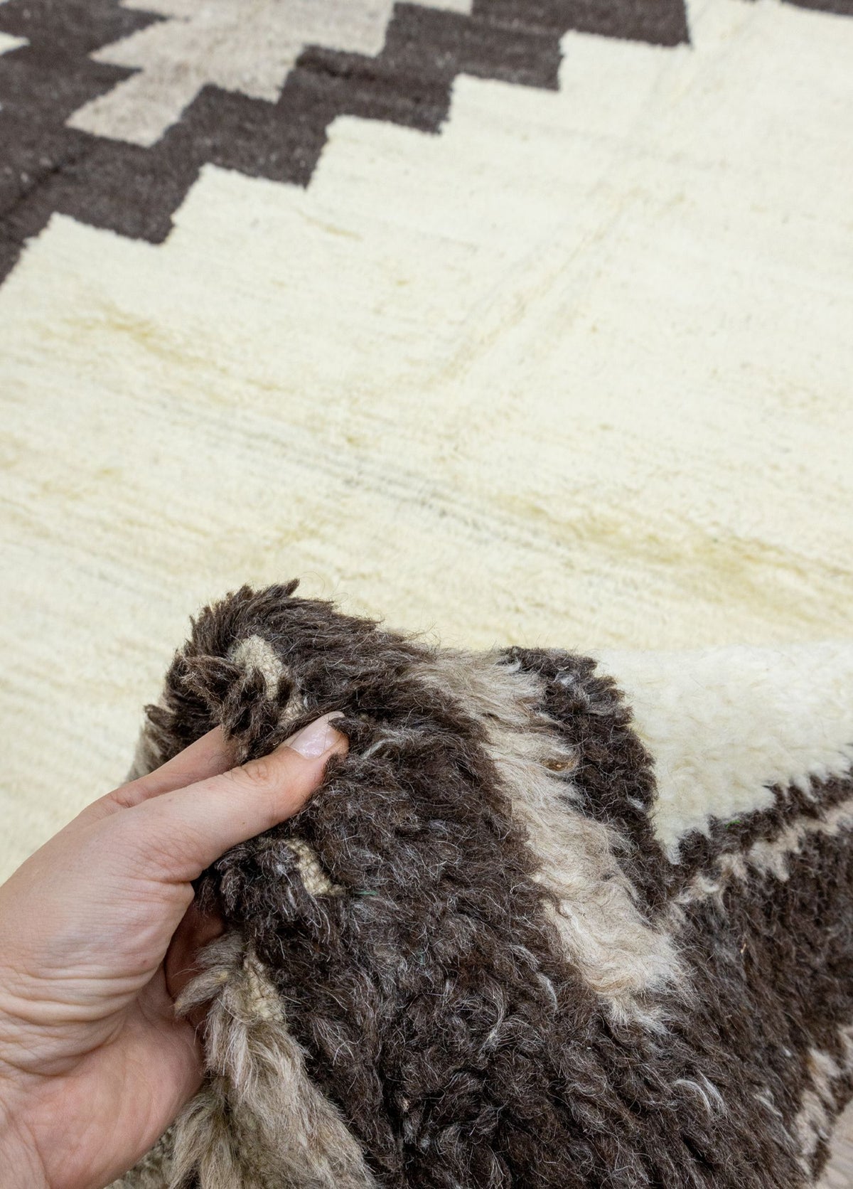 Soho Antiq-Eftal Modern Büyük El Dokuma Yün Halı 330x450 Cm-Halı-4-roqelvaxirum.shop