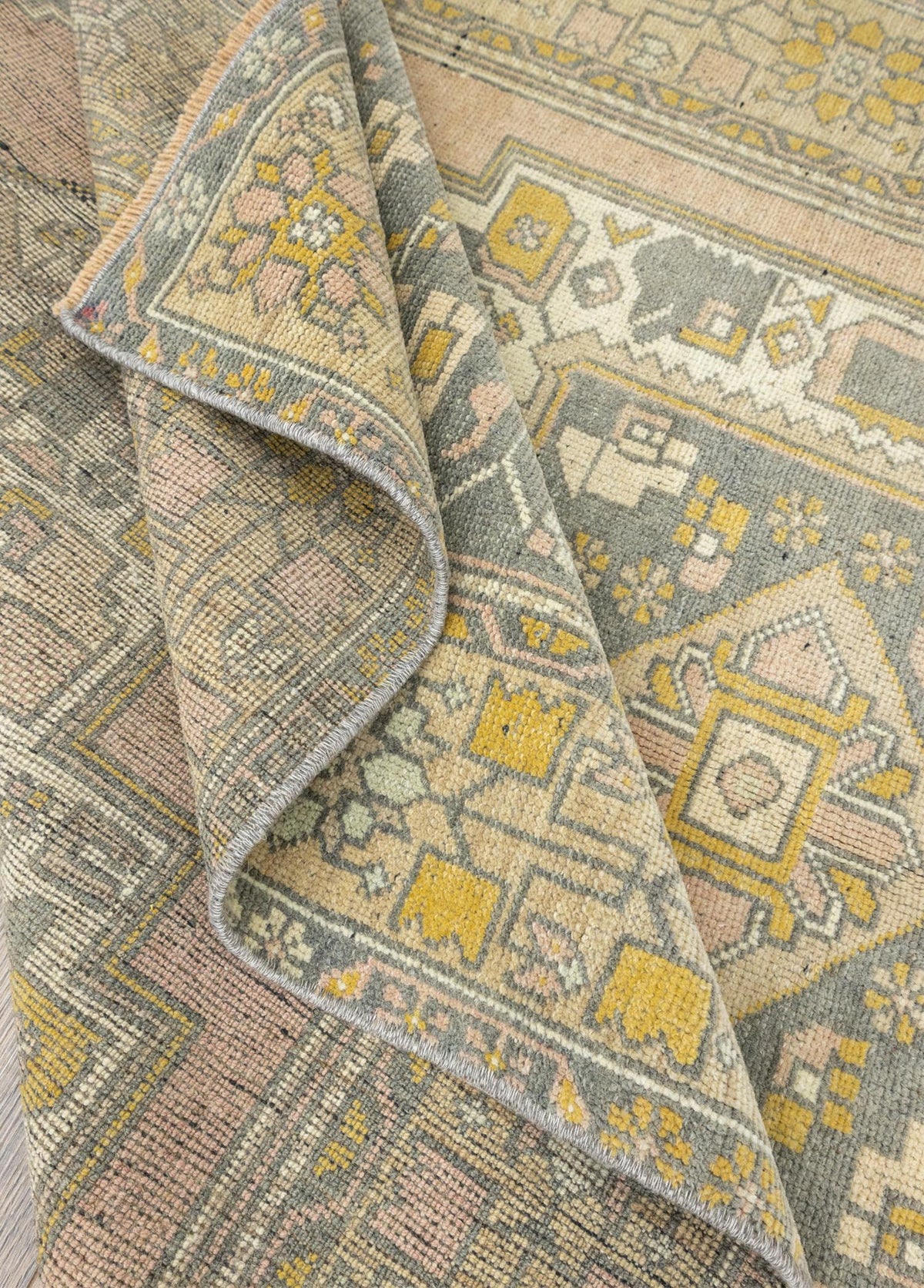 Soho Antiq-Güzler Yöresel Anadolu Desenli El Dokuma Yün Halı 124x228 Cm-Halı-6-roqelvaxirum.shop